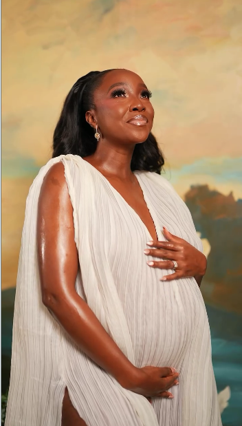 Ini-Dima-Okojie-announces-pregnancy