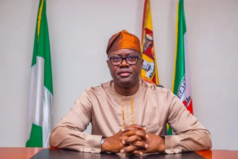 Seyi-MAKINDE-860x574-1