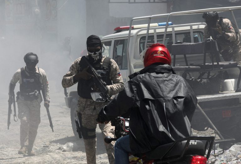2025032025-03-13T184922Z_496342944_RC22J9A9QBYV_RTRMADP_3_HAITI-VIOLENCE-RADIO-scaled-1