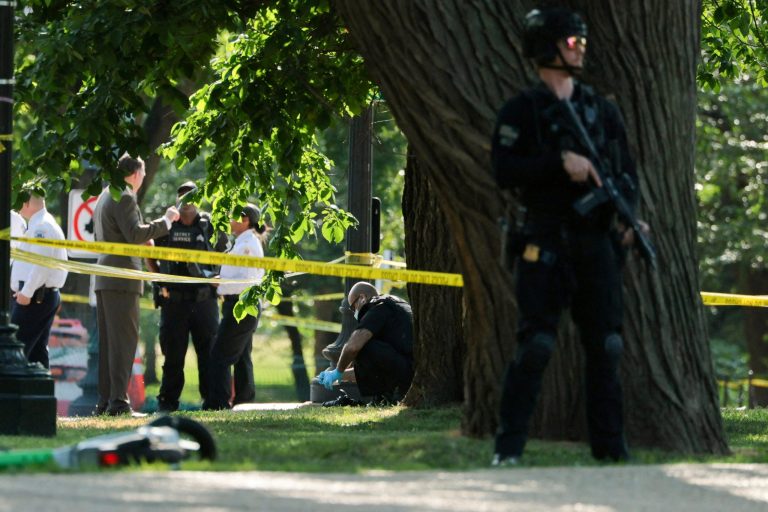 2026052026-05-05T020015Z_123691938_RC2L2LATY2U7_RTRMADP_3_USA-SECRET-SERVICE-SHOOTING-1-scaled-1
