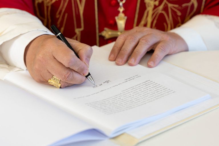 2026052026-05-25T123827Z_1912601634_RC2I9LATZ9LV_RTRMADP_3_POPE-ENCYCLICAL-PRESENTATION-scaled-1