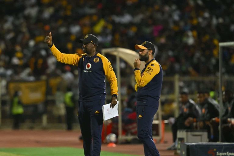 202605Cedric-Kaze-Khalil-Ben-Youssef-Kaizer-Chiefs-Chippa