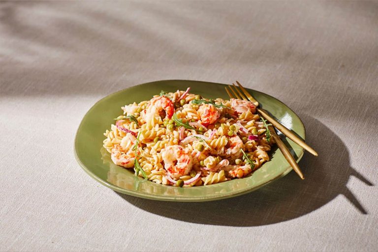 202605KOO_CYP_Emoji-Eats_Web_Day-6_Pea-Prawn-Salad
