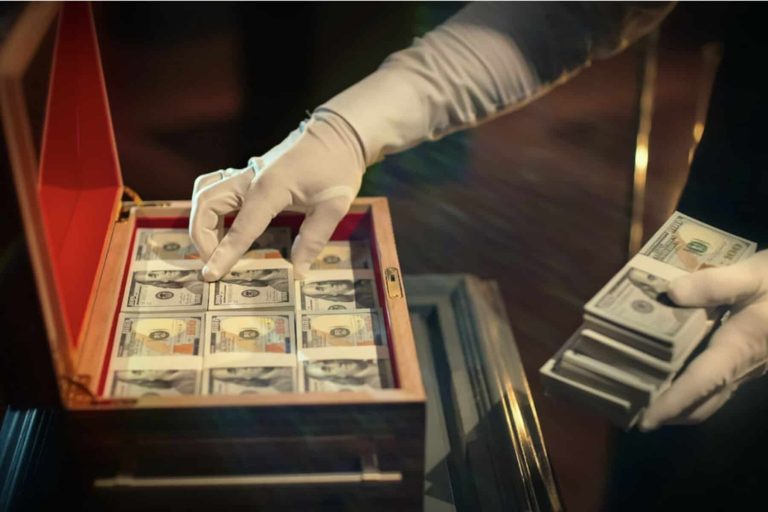 202605Million-Dollar-Secret
