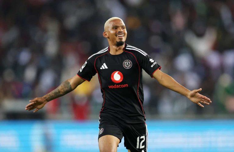 Football - Betway Premiership 2025/26 - Orlando Pirates v Golden Arrows - Orlando Amstel Arena - Soweto