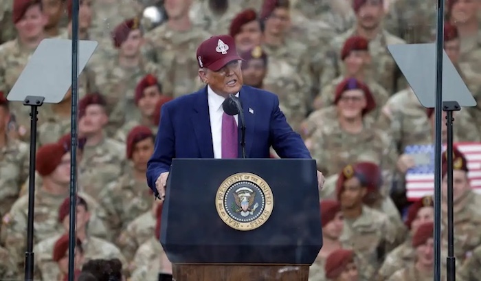 202605Trump-Announces-Deployment-Of-5000-Additional-US-Troops-To-Poland