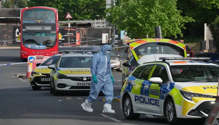 202605UK-Raises-Terror-Threat-Level-After-London-Stabbing-Attack