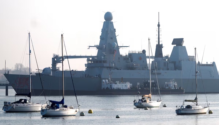 202605UK-Sends-Warship-To-Middle-East-Amid-Plans-For-Possible-Hormuz-Shipping-Mission