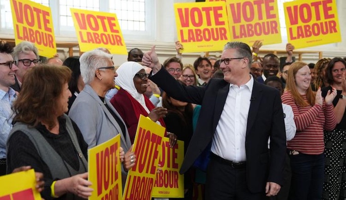 202605UK-Voters-Cast-Ballots-As-Elections-Threaten-Blow-To-Starmer