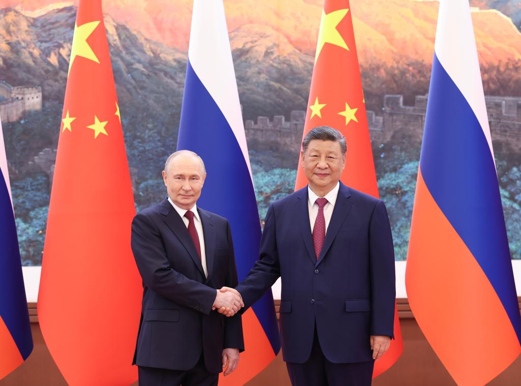 202605Xi-Hosts-Putin