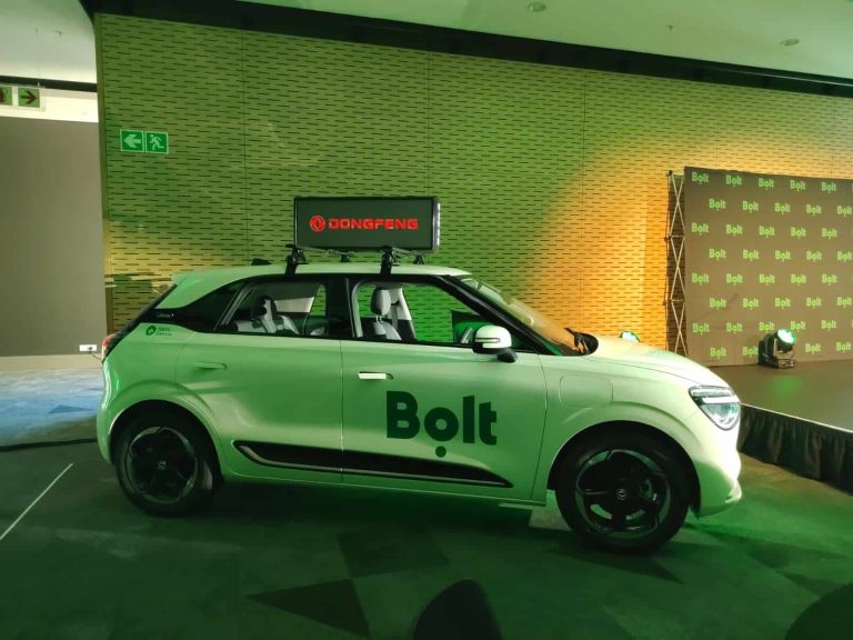 202605a-look-inside-bolt-ev-category-2