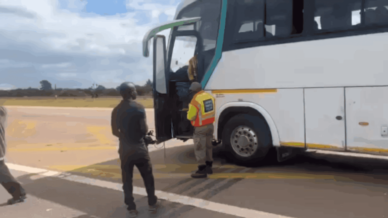 202605bus-intercepted-after-transporting-illegal-immigrants-2-scaled-1