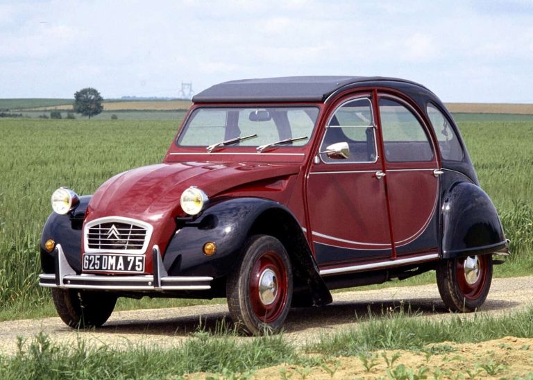 202605citroen_2cv_1981_wallpapers_1