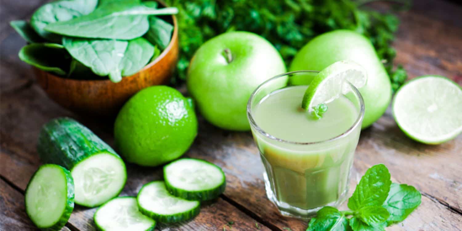 202605cucumber-apple-spinach-juice