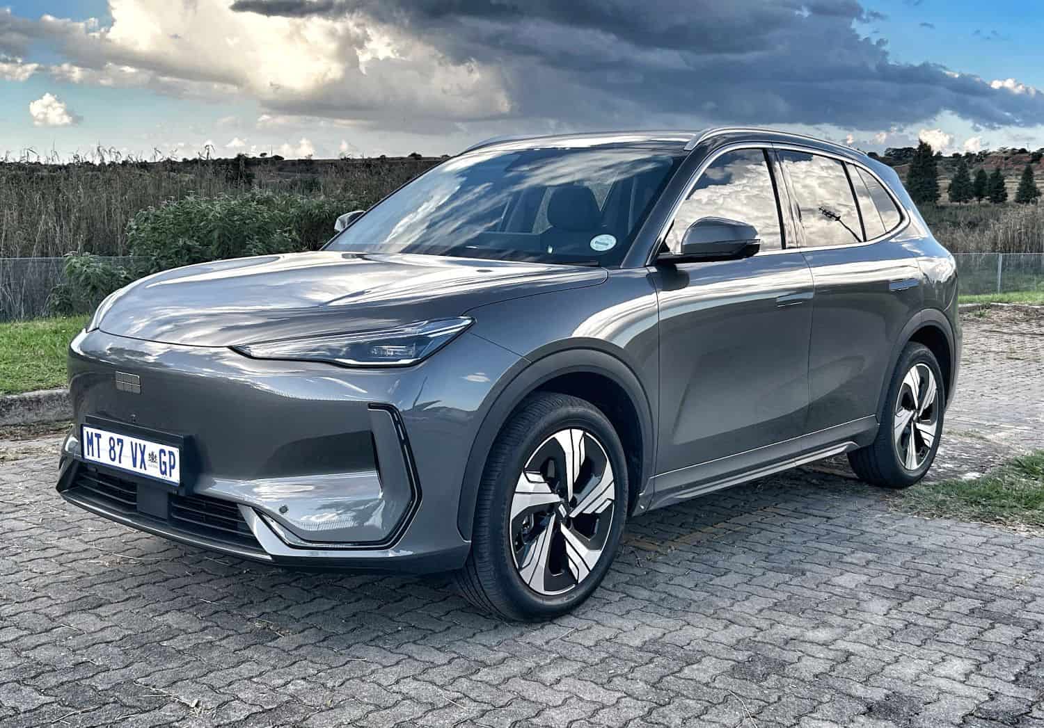 202605geely-e5-apex-plus-front