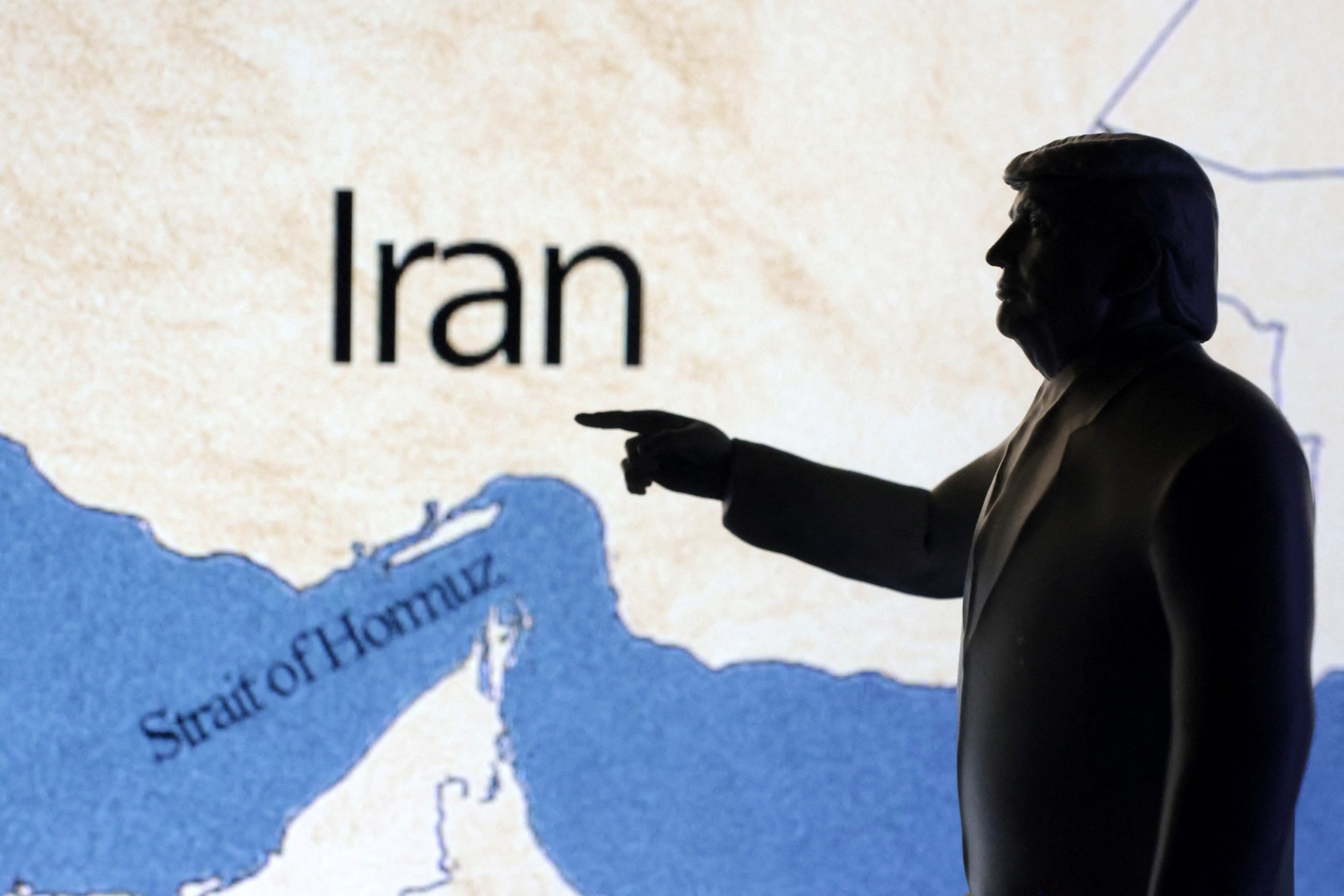 2025062025-06-22T210137Z_862008004_RC2W7FAWHFEG_RTRMADP_3_IRAN-NUCELAR-HORMUZ-scaled-1