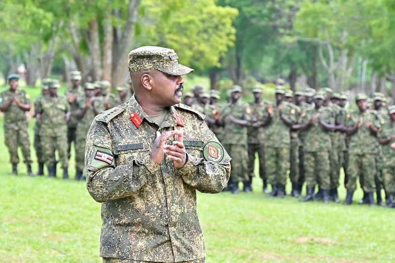 202605Muhoozi-Kainerugaba-with-soldiers