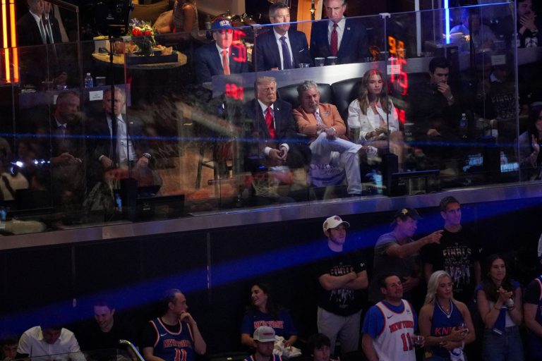 2026062026-06-09T024202Z_1138155420_RC20QLAQ2LVX_RTRMADP_3_USA-TRUMP-scaled-1