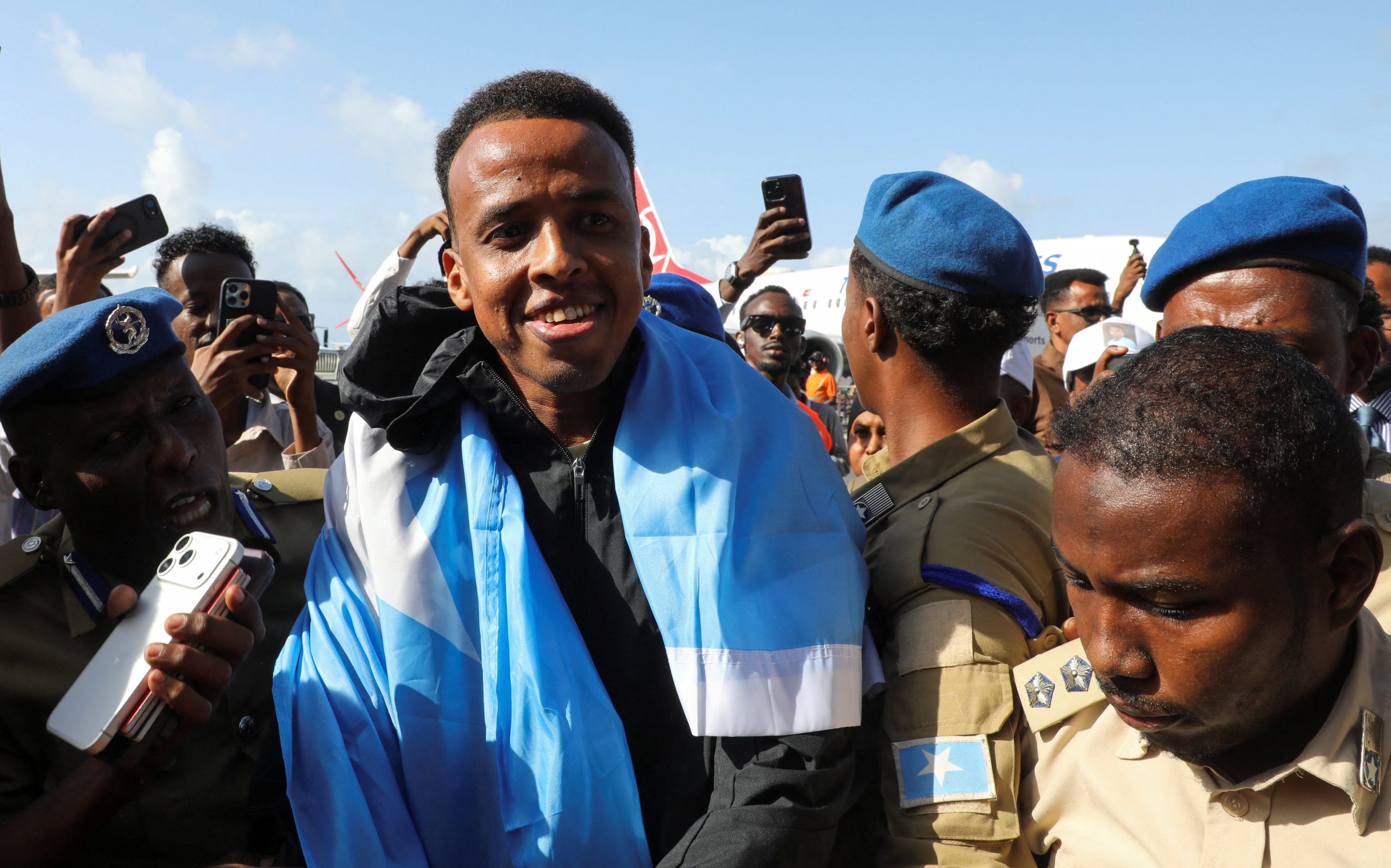 2026062026-06-10T065700Z_379590941_RC2MQLAHKG4I_RTRMADP_3_SOCCER-WORLDCUP-IMMIGRATION-SOMALIA-scaled-1