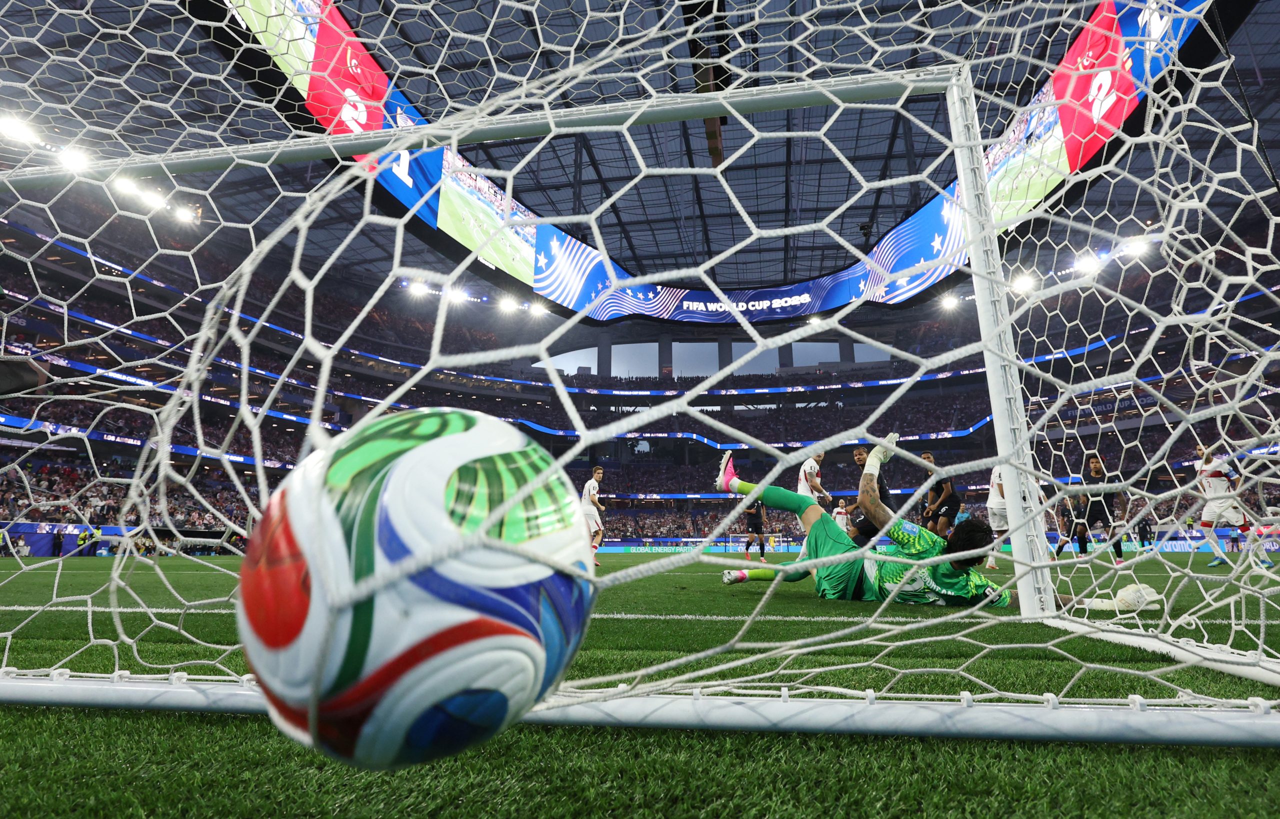 2026062026-06-26T043058Z_2120392120_UP1EM6Q0CJL2Z_RTRMADP_3_SOCCER-WORLDCUP-TUR-USA-scaled-1