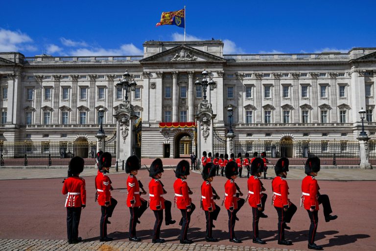 2026062026-06-26T090034Z_1028539121_RC2YSLA707U9_RTRMADP_3_BRITAIN-ROYALS-MONEY-scaled-1