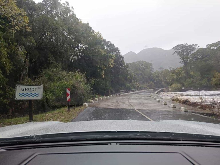 202606Groot-River-overflows-for-the-first-time