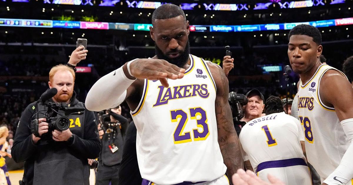 202606LeBron-Ends-Lakers-Era