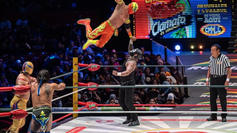 202606Mexican-wrestling