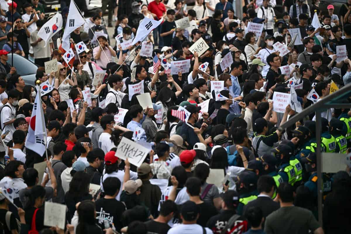 SKOREA-POLITICS-ELECTION-BALLOT-PROTEST