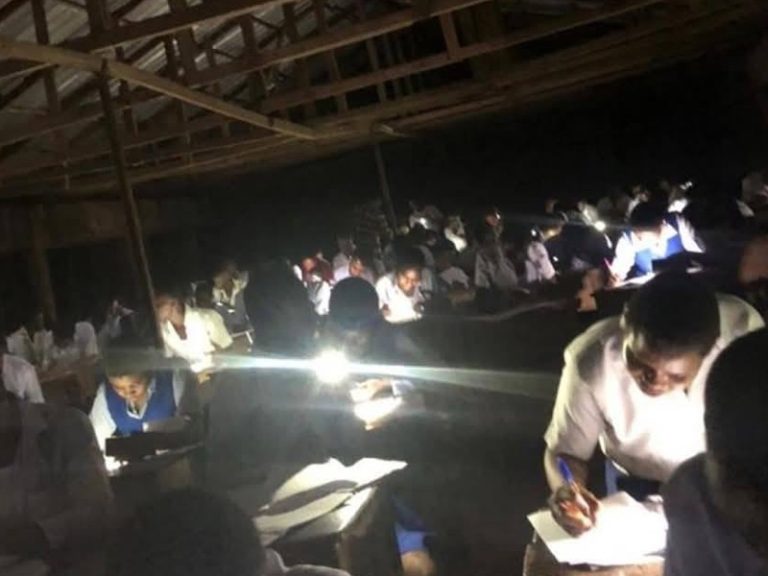 202606Students-in-the-dark