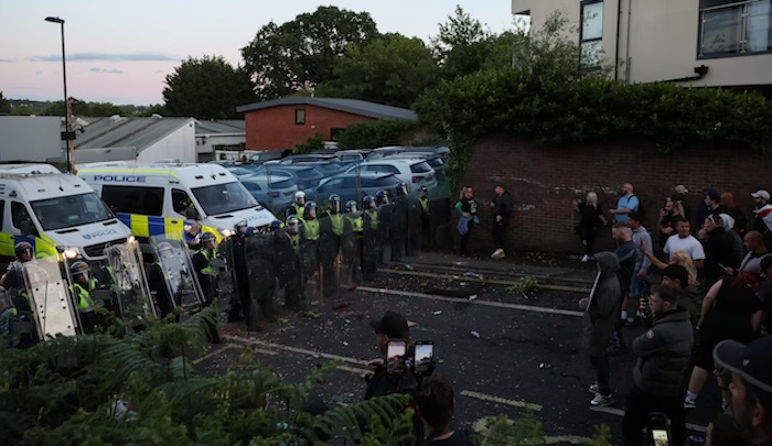 202606UK-Police-Face-Backlash-After-Handcuffing-Stabbed-Student-Before-His-Death