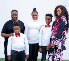 mr-ibu-and-fam