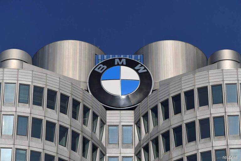 202103BMW