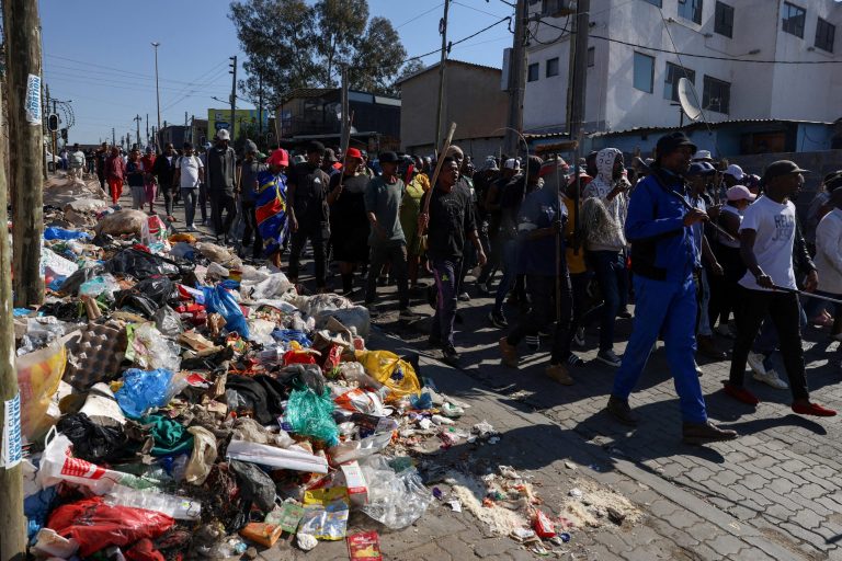 2026072026-07-09T141504Z_1058065187_RC2DAMA9QGG1_RTRMADP_3_SAFRICA-XENOPHOBIA-scaled-1