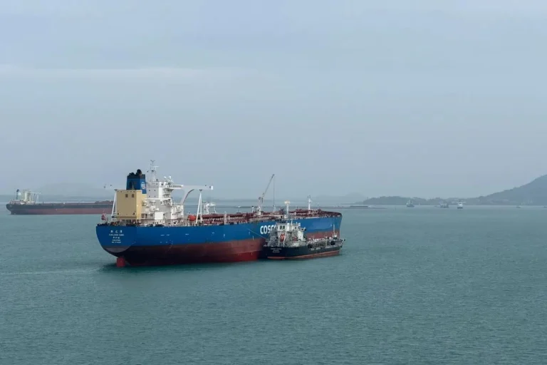 202607Chinese-Oil-Supertankers-Head-for-Bab-el-Mandeb