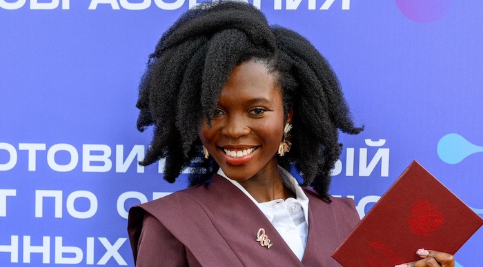 202607Nigerian-Student-Dorcas-Akanbi-Graduates-From-Russian-Medical-School-With-4.90-CGPA