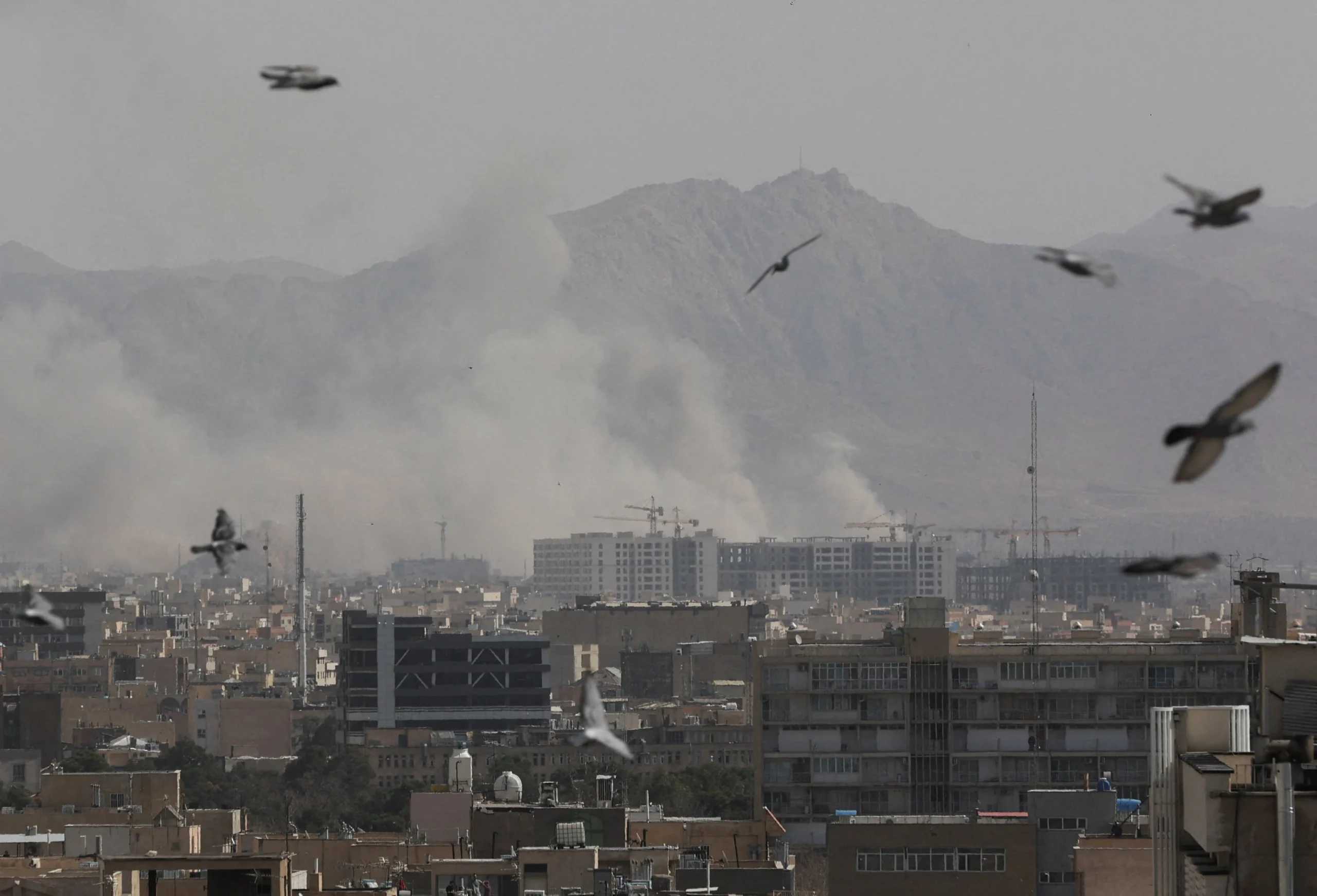 202607US-Expands-Iran-Offensive-
