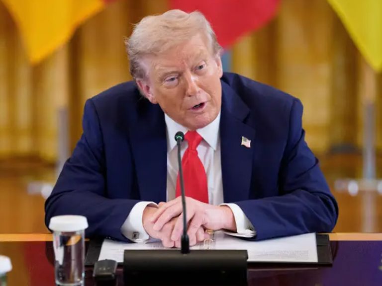 202508Donald-trump