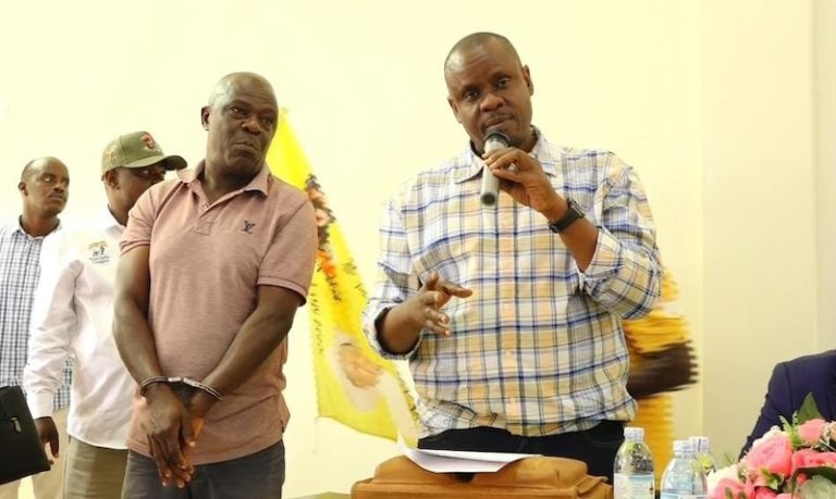 202608Minister-of-Local-Government-Balaam-Baruhagara-with-ambulance-driver-Godfrey-Mugumya